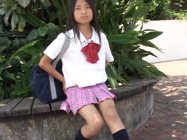 [JIN-012]U-15 みゆう 「ドキドキ」 (2008.11) [45m26s 640x480 H264+MP3].mp4