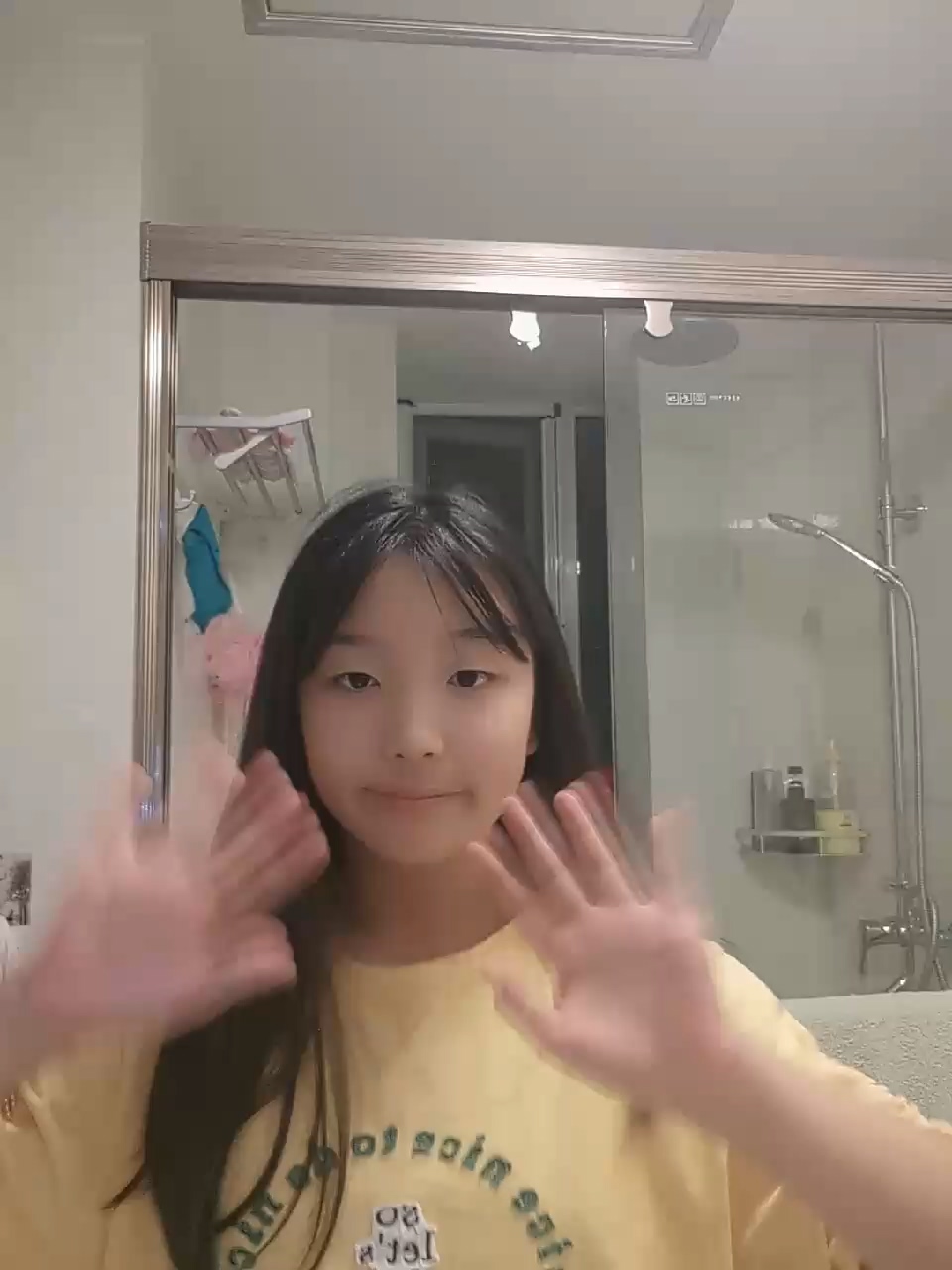 全裸呦呦视频