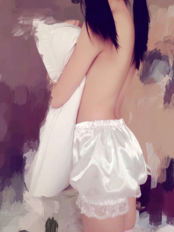 微博萝莉之贫乳喵布萌分享300元VIP图包下载