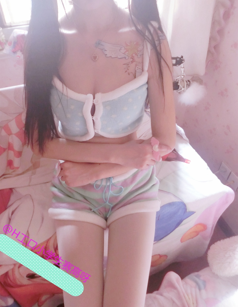 H工口小学生赛高新作——东条希睡衣 露脸视频【87P+6视频/186M】