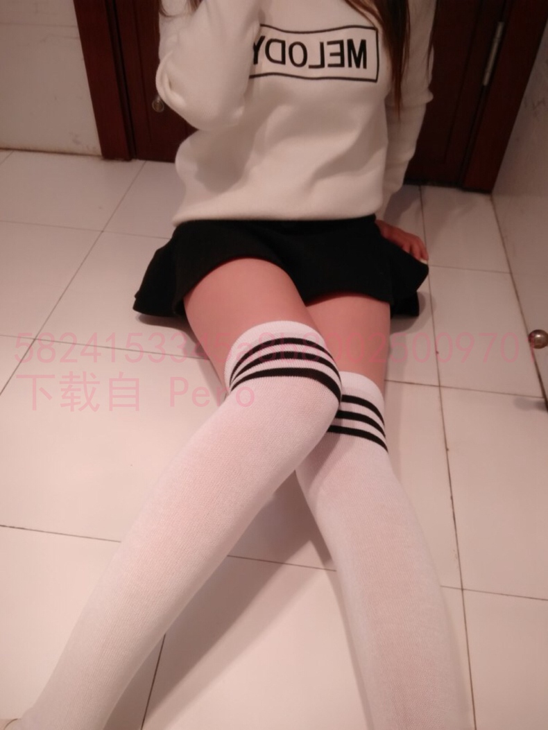 福利姬云宝宝er 一名路过小学生 美厨娘系列会员视图【43P/65.7M】