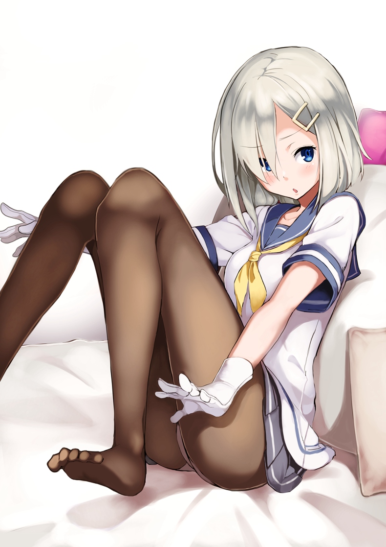 两套稀有资源，二次元萝莉足控福利，萝莉制服丝袜福利【144P/140M】