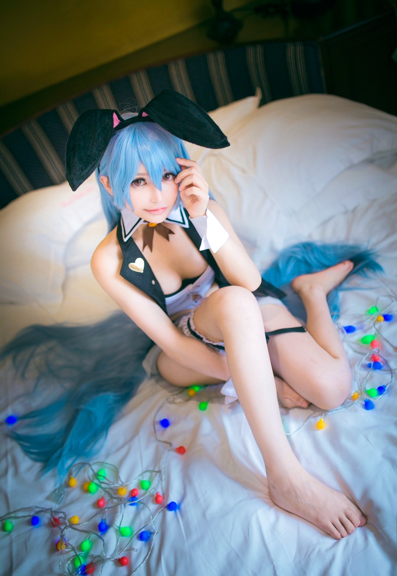 火辣性感的兔女郎Miku福利套图【21P/44M】