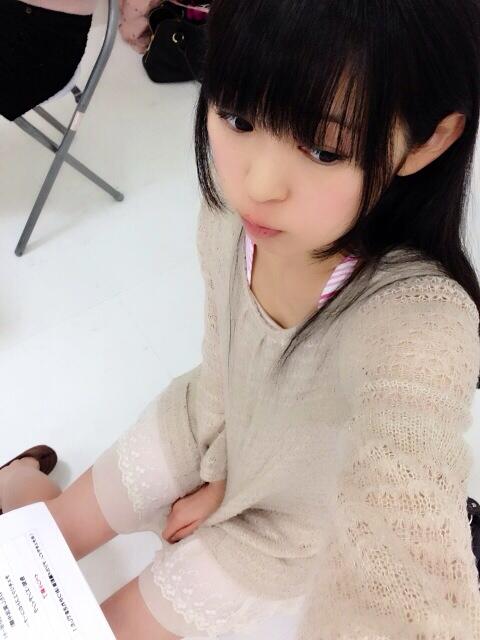 桃原里香，一枚日本的软妹子，のかわいい自拍原版画册