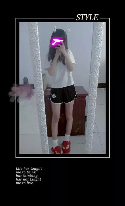 网络红人小萝莉音幼自拍，套图下载